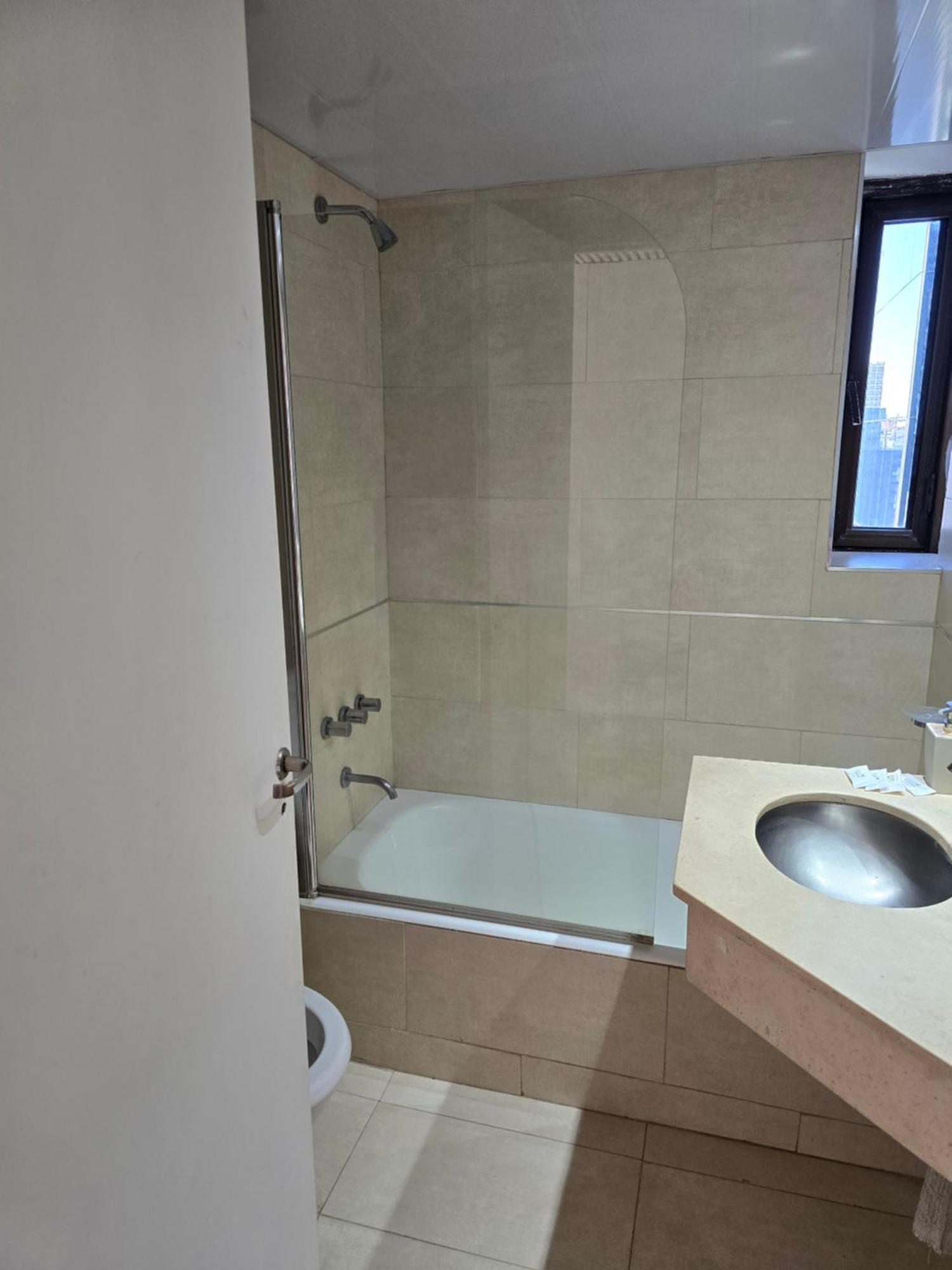 Avenida Corrientes 820 - Ciudad De - Apartment *