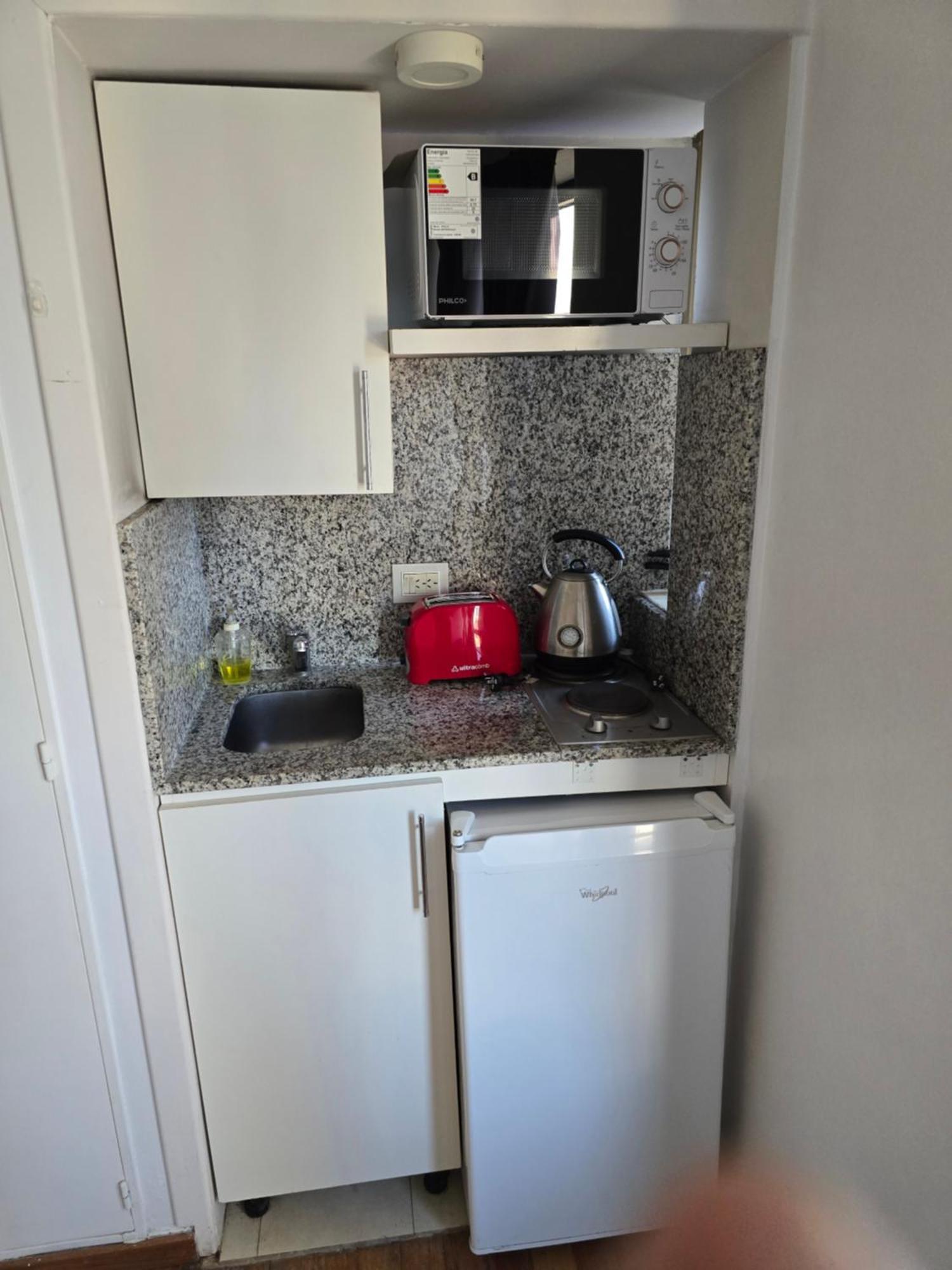 Avenida Corrientes 820 - Ciudad De - Apartment *